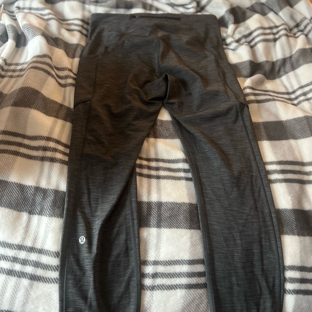 Speed up tight 28 lululemon leggings